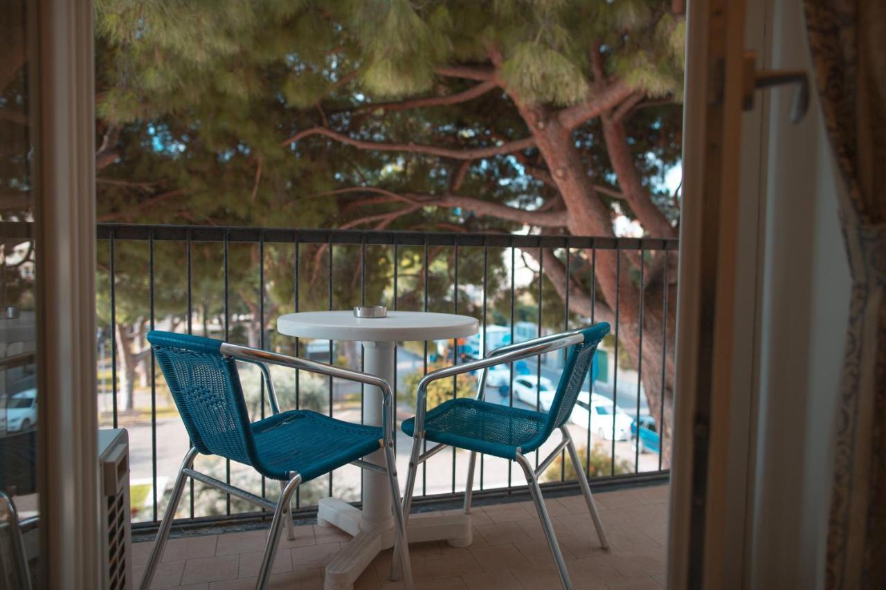Hotel Ligure Spotorno Buitenkant foto