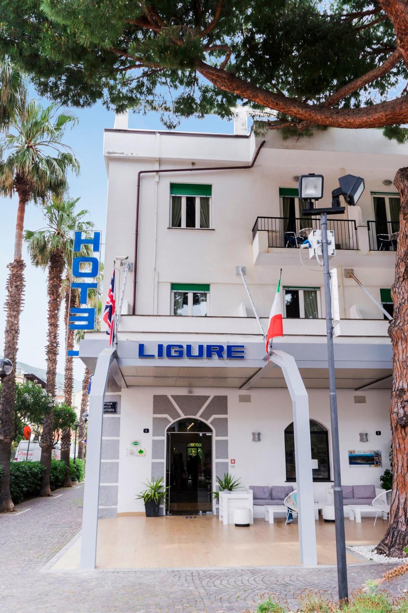 Hotel Ligure Spotorno Buitenkant foto