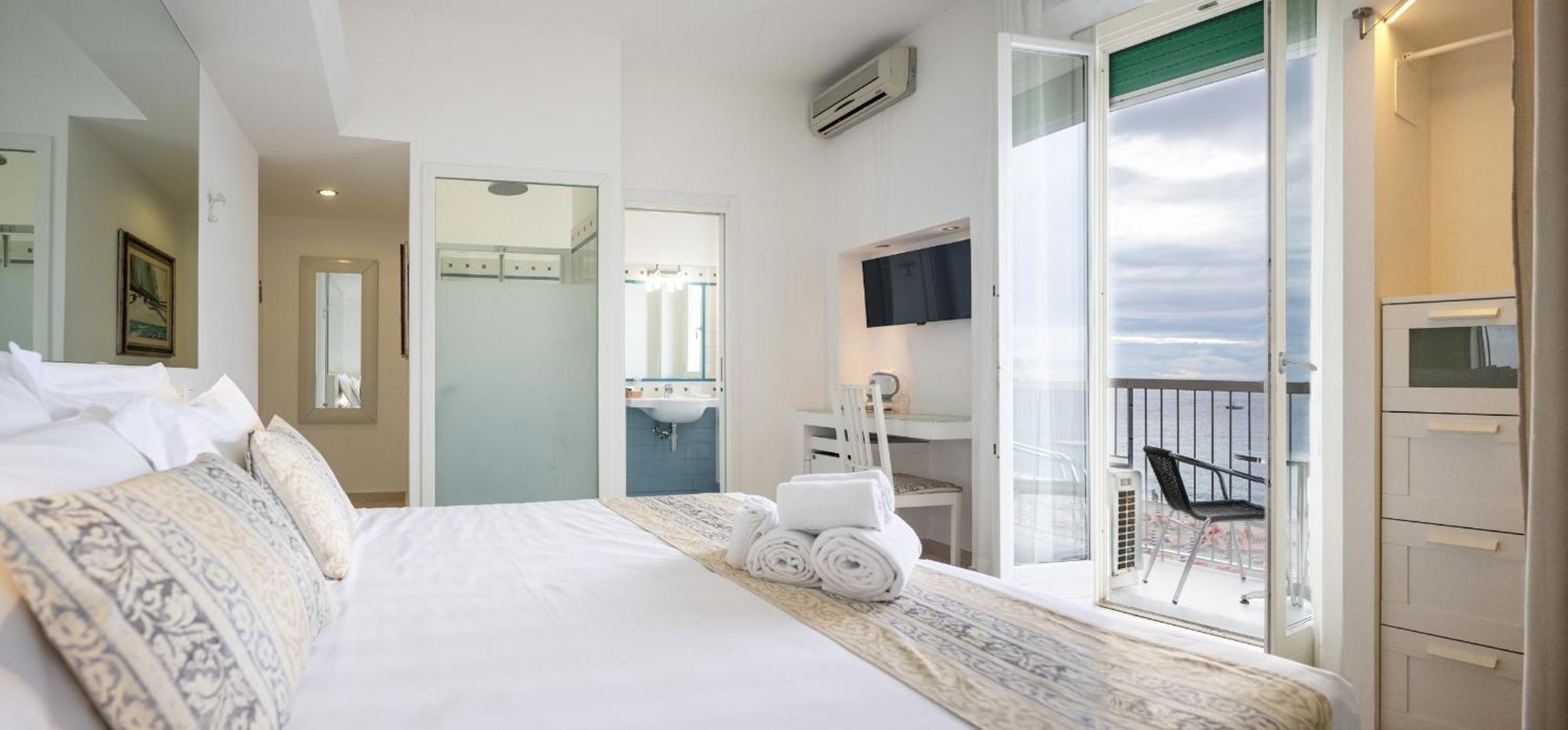 Hotel Ligure Spotorno Buitenkant foto