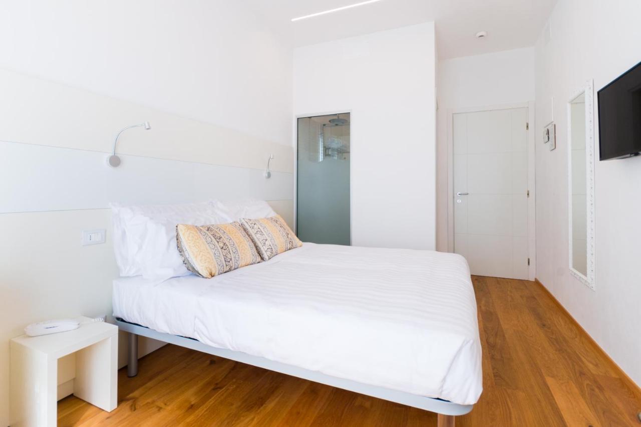 Hotel Ligure Spotorno Buitenkant foto